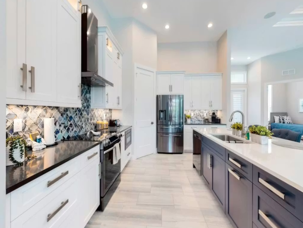 Luxury Island Retreat in Marco Island with Pool & SPA - Perfect Getaway